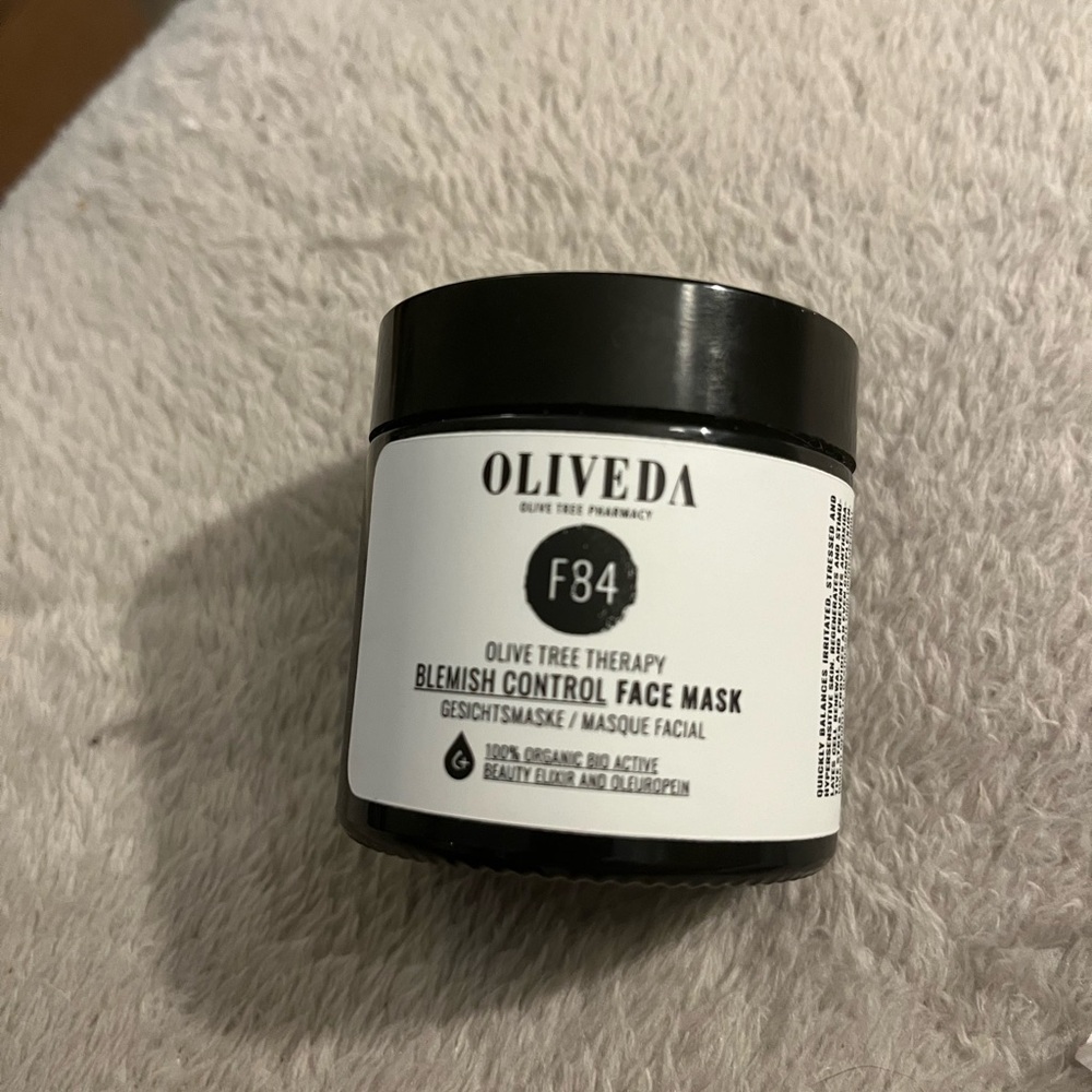 oliveda f84 blemish control  face mask